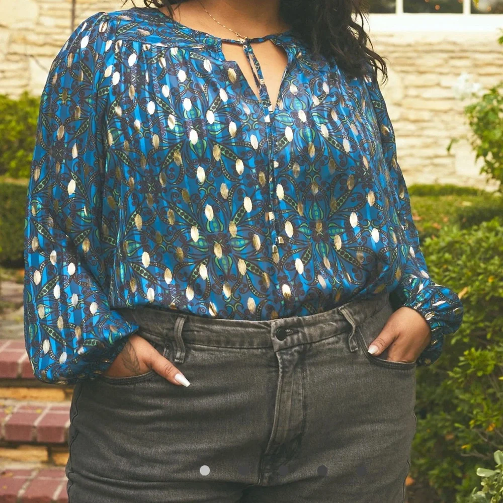 NWT The Odells going-out blouse, sheer w/ gold metallic accents, size 3X - Picture 8 of 8